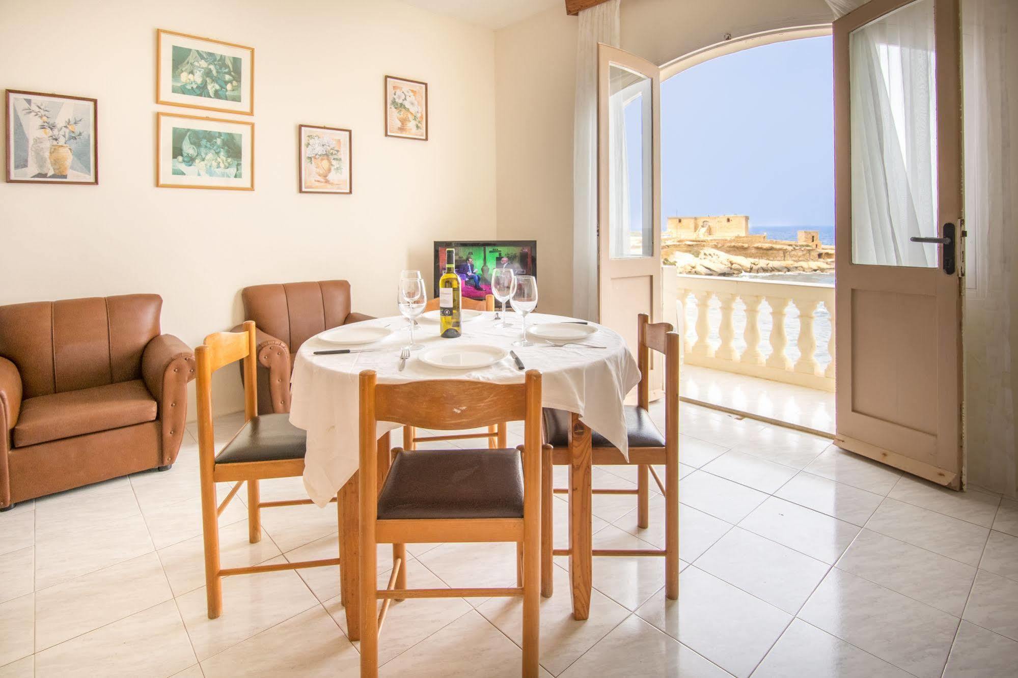 Horizon Apartments Gozo Марсалфорн Экстерьер фото
