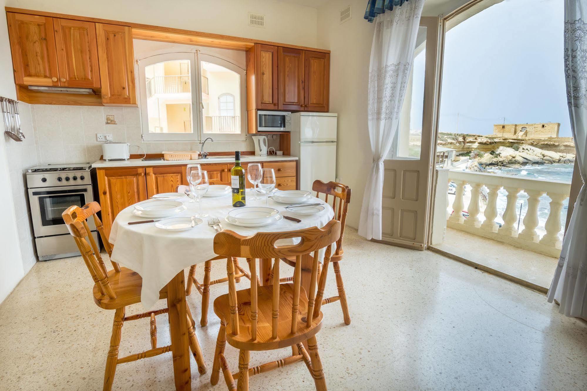 Horizon Apartments Gozo Марсалфорн Экстерьер фото