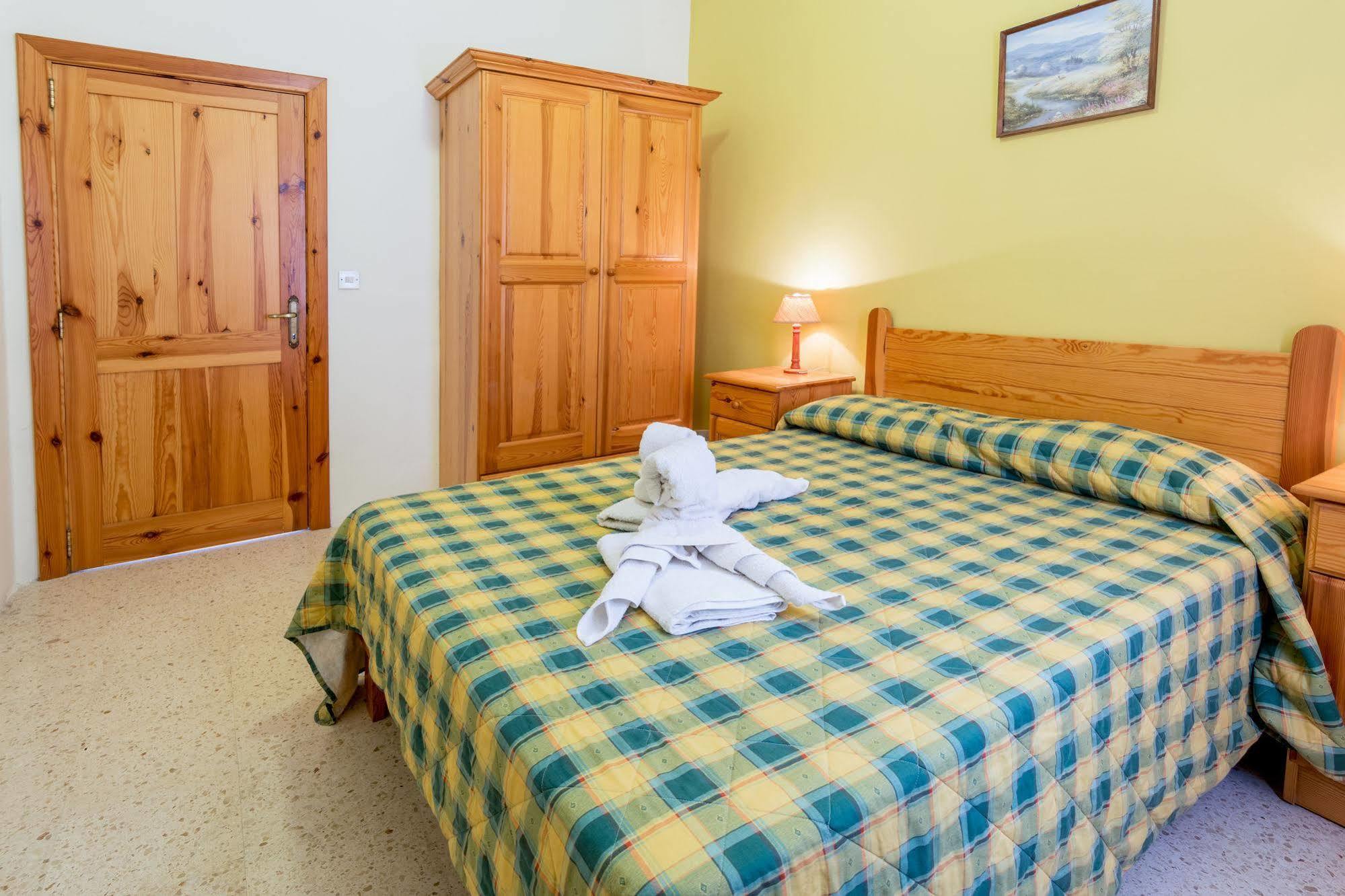 Horizon Apartments Gozo Марсалфорн Экстерьер фото